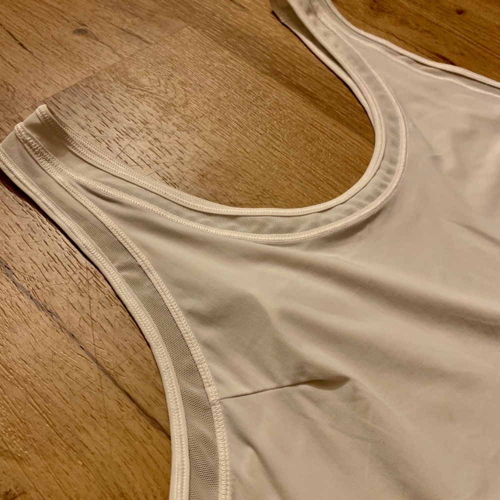 lululemon tank top - Picture 4 of 4